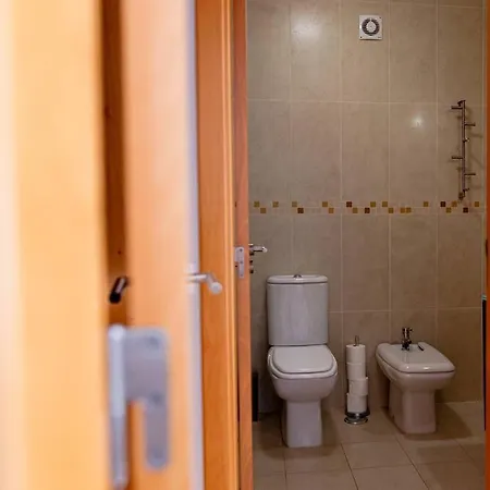 Caldas W/ Ac & Fast Net * Caldas Da Rainha