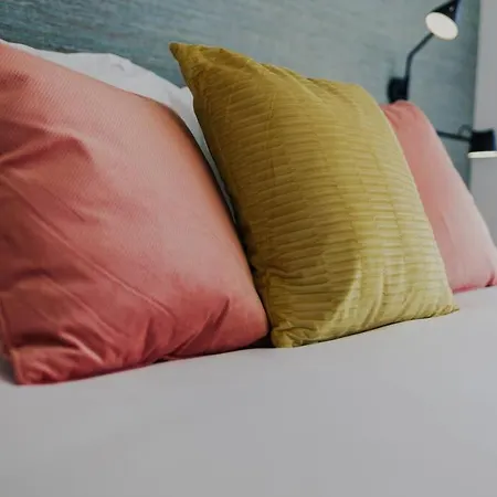 Lägenhet Caldas W/ Ac & Fast Net Caldas Da Rainha