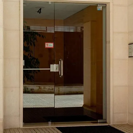 Caldas W/ Ac & Fast Net *