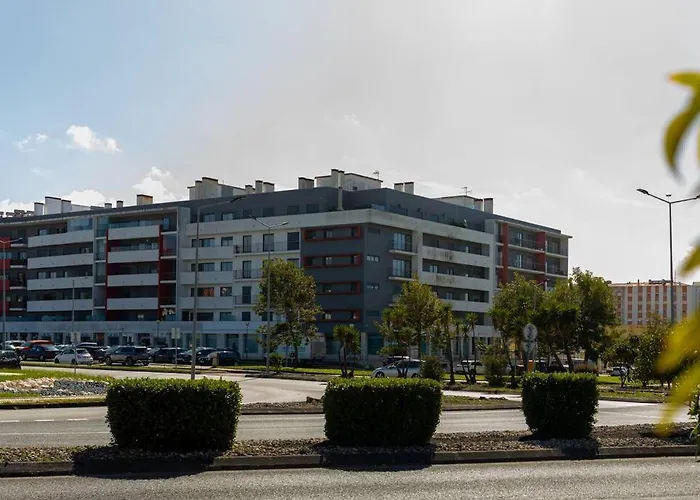 公寓 Caldas W/ Ac & Fast Net 卡尔达斯达·赖尼亚